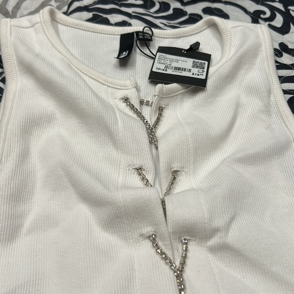 Brand new cropped bedazzled shirt - Picture 2 of 3